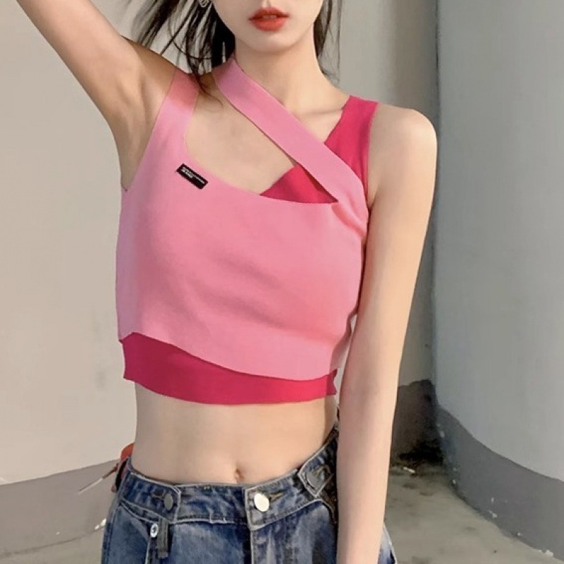 多巴胺女孩穿搭甜辣妹2023夏季新款假两件修身短款不规则挂脖上衣